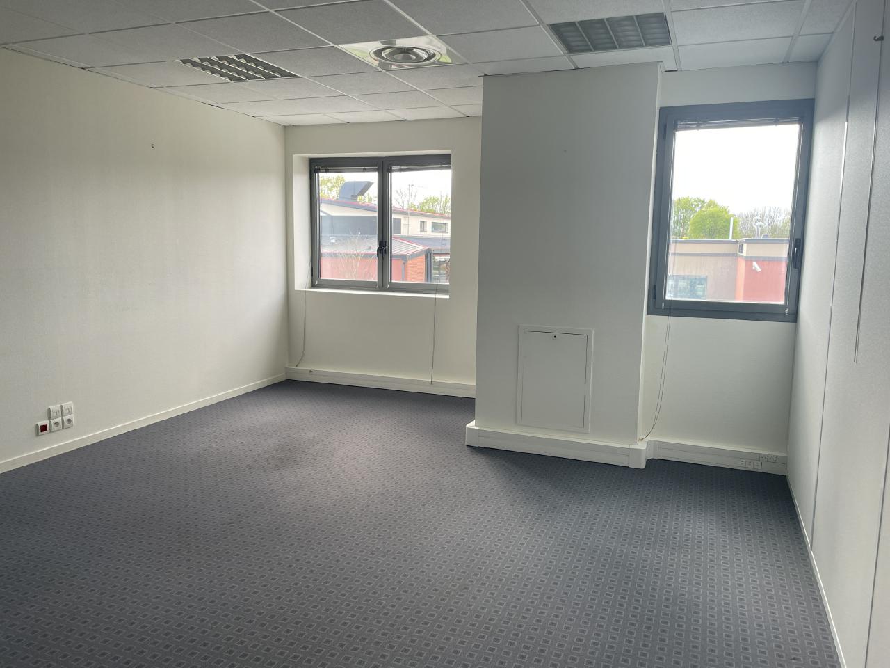 Bureau Saint-Grégoire 250m² Location bureau Saint-Grégoire Ille-et-Vilaine OLBUR2311146 5